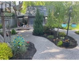 22 CHARLES STREET - 25