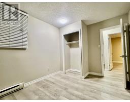 353 OXFORD STREET E - 13