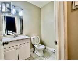 353 OXFORD STREET E - 17