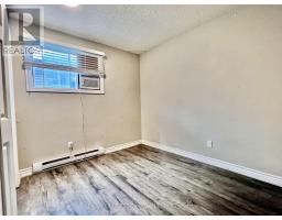 353 OXFORD STREET E - 18