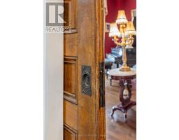 81 WELLINGTON STREET - 15