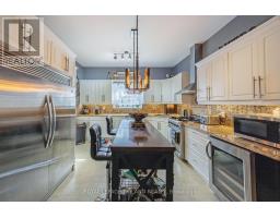 81 WELLINGTON STREET - 19