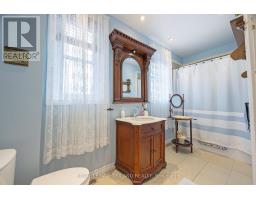 81 WELLINGTON STREET - 35