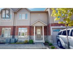 93 - 1061 EAGLETRACE DRIVE - 2