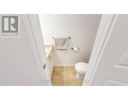 93 - 1061 EAGLETRACE DRIVE - 21