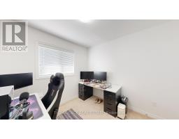 93 - 1061 EAGLETRACE DRIVE - 34