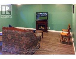 106 ANGELO DRIVE - 28