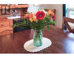 106 ANGELO DRIVE - 5