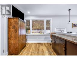 30 BROADWAY AVENUE - 18