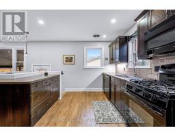 30 BROADWAY AVENUE - 21