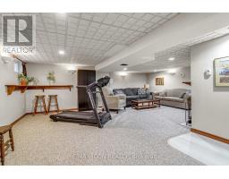 30 BROADWAY AVENUE - 33