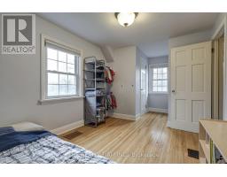 432 WORTLEY ROAD - 32