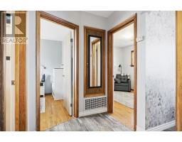 32 COYNE STREET - 14