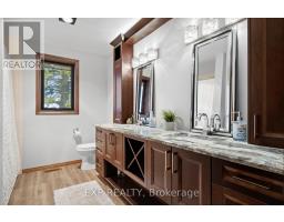 5864 INADALE DRIVE - 14