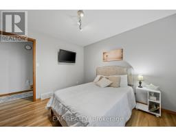 5864 INADALE DRIVE - 17