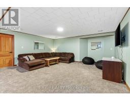 5864 INADALE DRIVE - 25