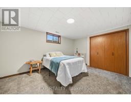 5864 INADALE DRIVE - 32