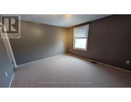 8 - 710 WONDERLAND ROAD S - 7