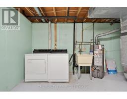 369 EVERGLADE CRESCENT - 35