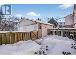 369 EVERGLADE CRESCENT - 6