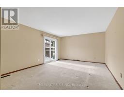 369 EVERGLADE CRESCENT - 9