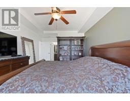 1004 - 1030 CORONATION DRIVE - 22