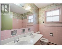 18 RUSKIN COURT - 29