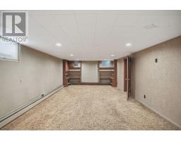 18 RUSKIN COURT - 32