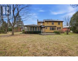 18 RUSKIN COURT - 45