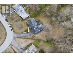 18 RUSKIN COURT - 49