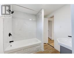 524 SIMCOE STREET - 8