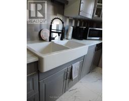 33 - 474 SOUTHDALE ROAD E - 24