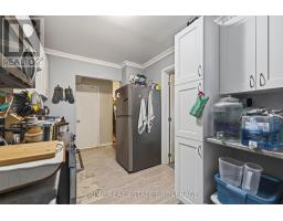 38 HINCKS STREET - 7