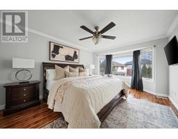 79 TRELLIS CRESCENT - 28