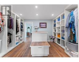 96 TUYLL STREET - 18