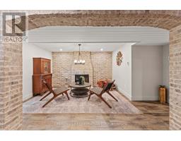 96 TUYLL STREET - 24