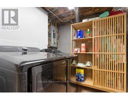 21 GOLDWICK CRESCENT - 35