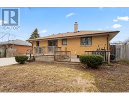 21 GOLDWICK CRESCENT - 43