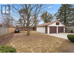 21 GOLDWICK CRESCENT - 45