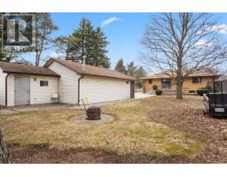 21 GOLDWICK CRESCENT - 47