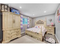 296 CASTLEGROVE BOULEVARD - 21