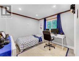 296 CASTLEGROVE BOULEVARD - 23