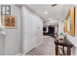 296 CASTLEGROVE BOULEVARD - 27