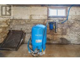 3542 PUTNAM ROAD - 41