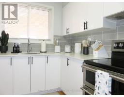 1471 PERTH AVENUE - 6