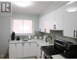 1471 PERTH AVENUE - 9