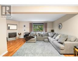 67 - 1990 WAVELL STREET - 4