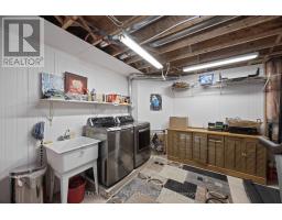 10159 MEADOWLILLY CRESCENT - 35