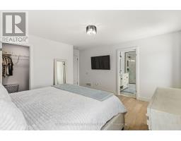 2884 DOYLE DRIVE - 24