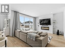 2884 DOYLE DRIVE - 9